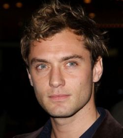 boys-and-popculture:Jude Law