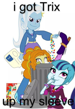 lync-volan:  the puncakes have been doubled! the fear of Trixie has been doubled! the fact that Sonata finds this funny has been scary the fact that i need some Cereal has been installed 