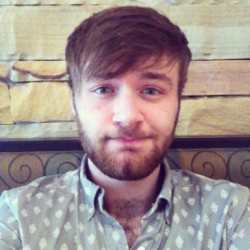 cleston:  #self #beard #lunch 