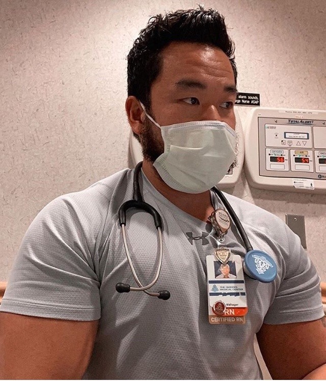 barecave:HawaiiMuscleBear🏥