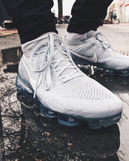 unstablefragments2 - Air Vapormax (via kicksdailynz)