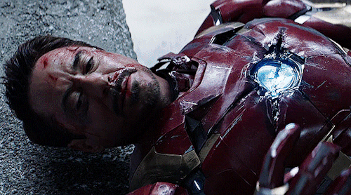 xo-tough-love-xo: Captain America : Civil War (2016) dir. Anthony &amp; Joe Russo