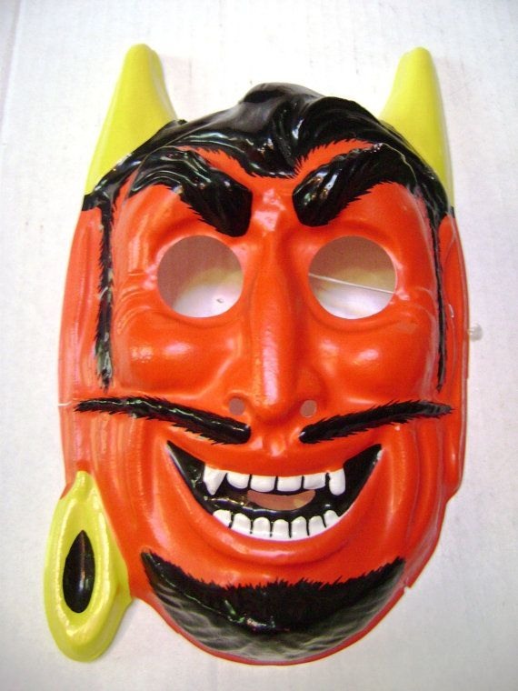edlfdesigns:  The good ol days… When putting sharp cut plastic near your eyes and