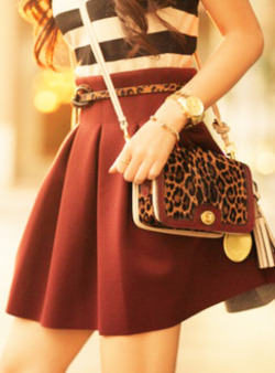 stylelist-tidebuy:  Mini Skirt