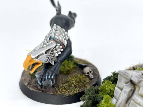 Knight-Vigilor for my Stormcast Eternals. Big fan of this model, and his birbdogs too!