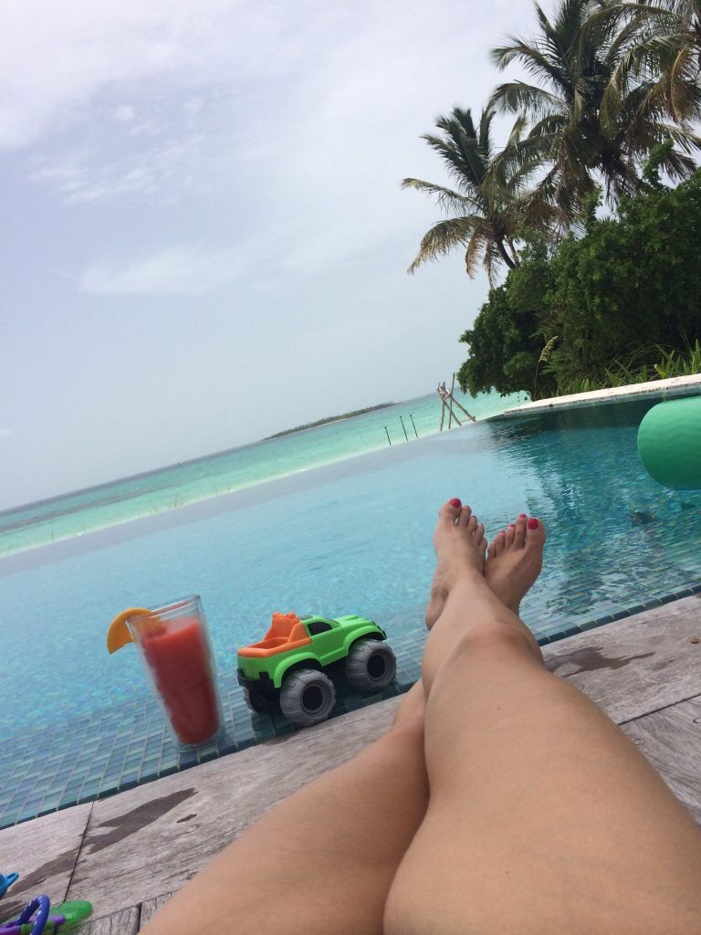ifihadasisteridfuckher:  Possible Reese Witherspoon leaked photos