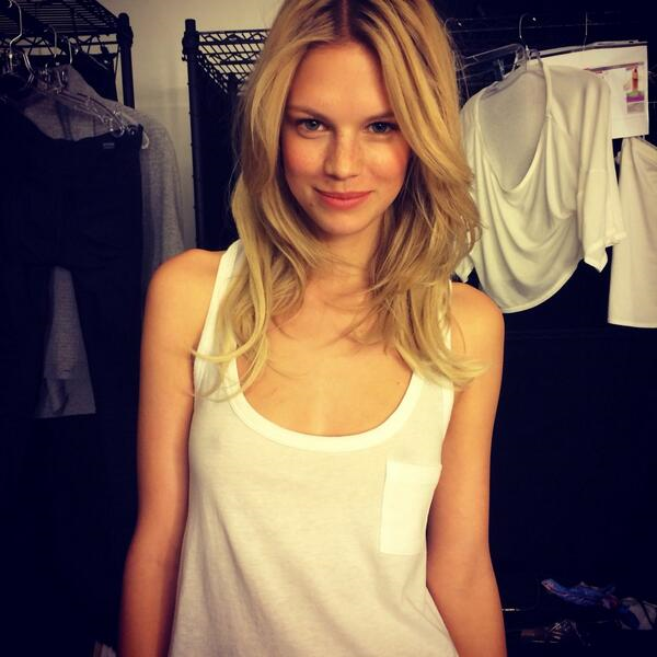 likevictoriassecretangels:  new face: Nadine Leopold 