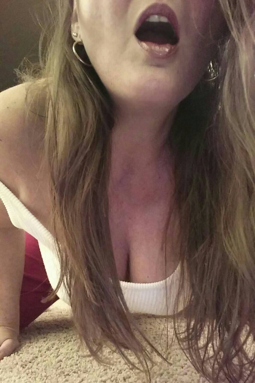 shyhousewife:  Just having a little fun.   Goodnight you wonderful people!