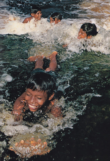 24kblk:exploring the amazon by national geographic society, 1970
