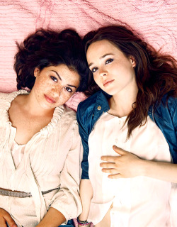 queercelebs: Alia Shawkat and Ellen Page