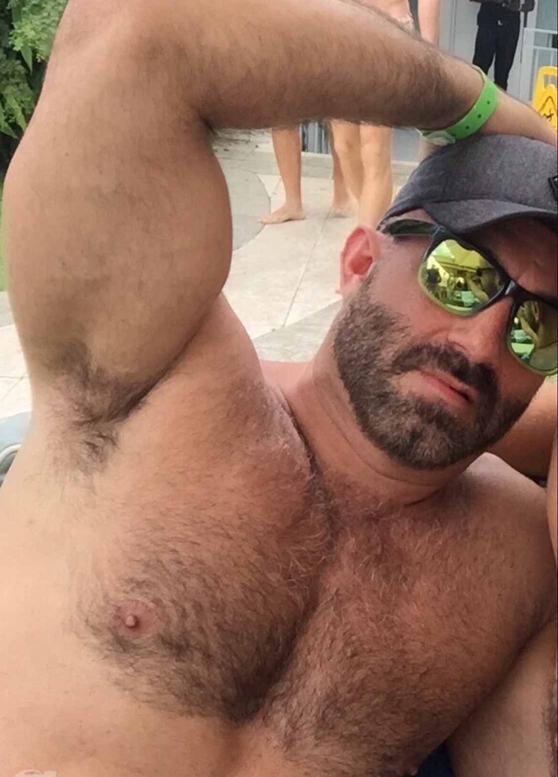 arabson:  Fuck yes