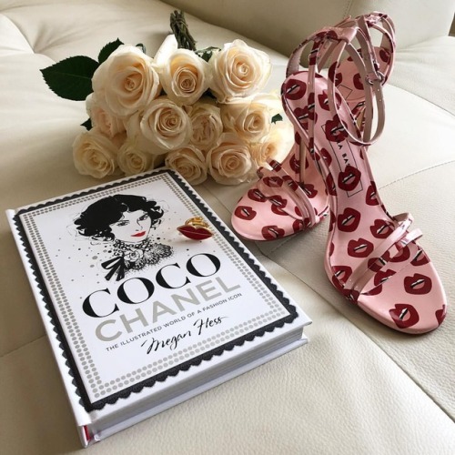 Bisou Bisou #Shoeholic #FashionandFabulous #GlamInspiration #Beauty #CocoChanel #MeganHess #Lips #Lo