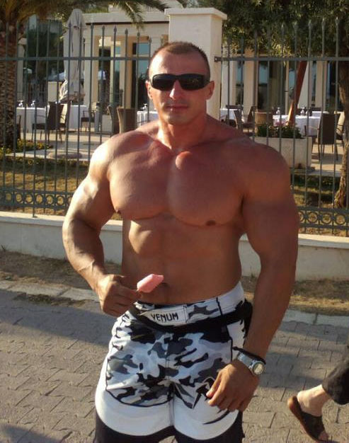 serbian-muscle-men:  Bodybuilder Srdjan, Montenegro