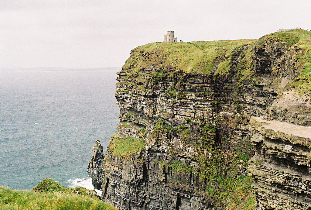jacindaelena:   parker severns || Ireland