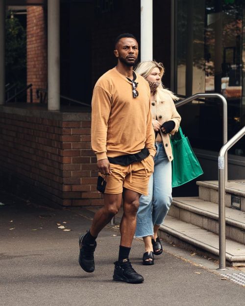 Gold. #sydney #meninthistown #menswear #streetstyle (at Sydney, Australia) www.instagram.com