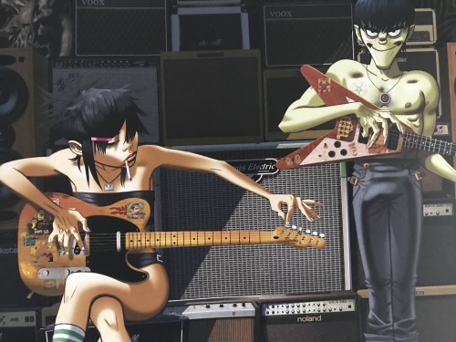 speakingofcomics:Images from the limited edition art book included with  the Humanz 2LP edition by Gorillaz. Art by Jamie Hewlett.