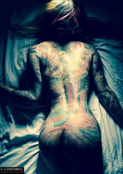 blackboybebop:  Horiren I don’t usually blog stuff with watermarks but this is beautiful. 