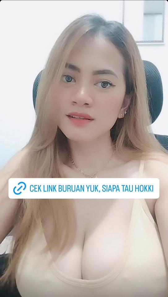 Cinta Yola 🇮🇩 Dia Promote Sepupu Skali 😝