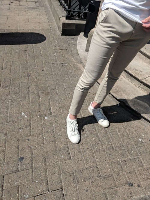 freeballinguk: Saw this amazing guy on my wanders round town. Shame I didn’t get his face he was rea