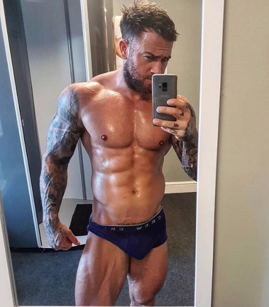 mystraightfriend:  jeffandnateapproved:  Jeff & Nate Approved! 🇺🇸👍🏻  Mystraightfriend.tumblr.com 