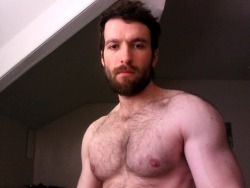 jasperthor:  dickdiary79:  guysamateurcrap:  Follow me on: www.guysamateurcrap.tumblr.com  sex-pests79  I LOVE this guy! WOOF!!