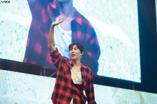 220312 Leo @ 2022 LEO Special Live [I’m Still Here - And you are] | © Naver