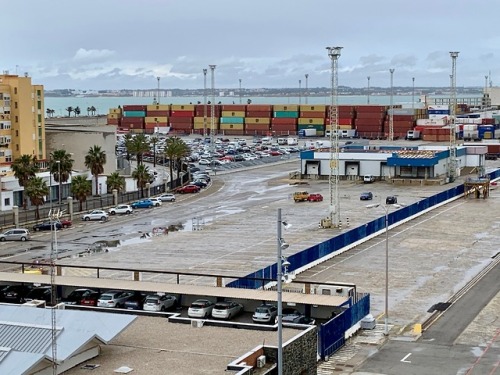 La vie en cruise XVII - Preparing to depart el Puerto de Cádiz on a rainy afternoon, 2019.