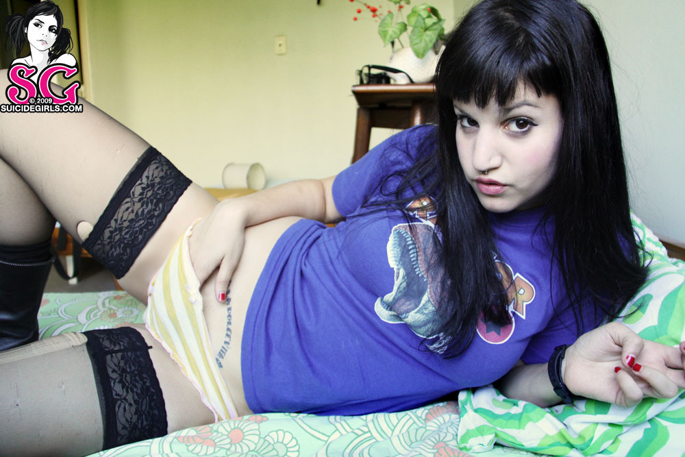 suicide&ndash;love:  SG Cosplay → Prussia as Enid from Ghost World.
