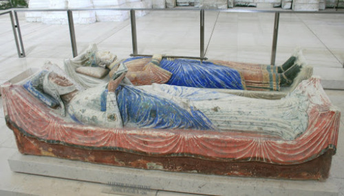 Effigies of Eleanor of Aquitaine (d. 1204) and Henry II of England (d. 1189) in Fontevraud Abbey in 
