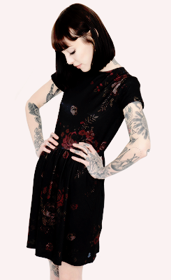 chrismushysykes:  fyhannahsnowdon:DROP DEAD WINTER14  can i have a clone of her?