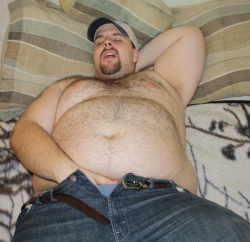 chubstermike:  Third pic is me in 2008’