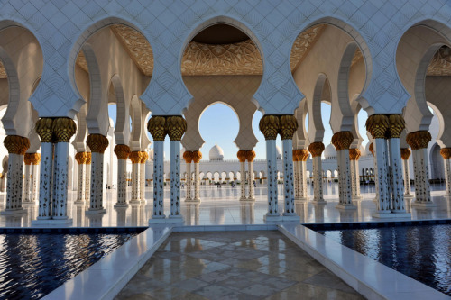 wanderologie-:  Grand Mosque, UAE