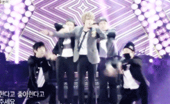 byunghunny:  Niel being sexy on Immortal Song 