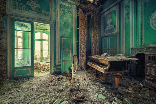 abandoned-playgrounds:  Abandoned Castle Interiors by Matthias Haker 