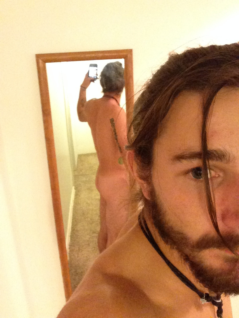 wilmingtonncyummy:    Yum  Handsome lad.