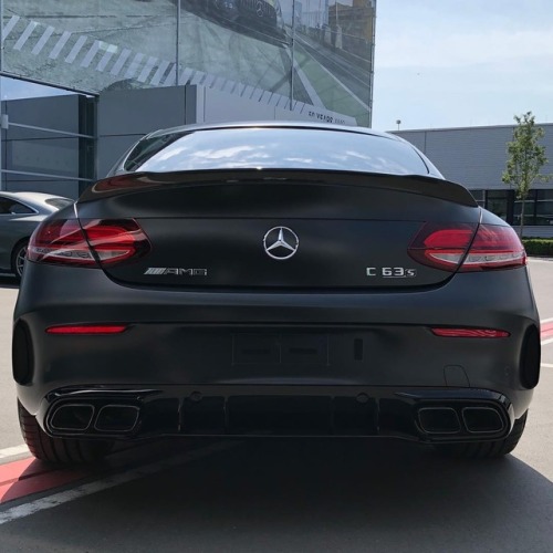 Mercedes-Benz C 63 [S] AMG Coupé (Instagram @phre_quency)