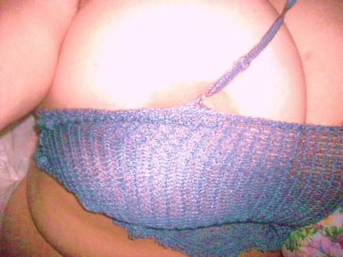 mylonelybreasts:  not a porn star  adult photos