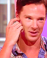 sherlockisthebest-deactivated20:  benedict!porn    ↳ hand(!porn) appreciation