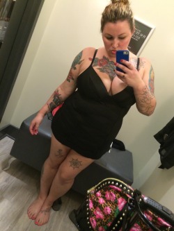 babe-make-me-cum:  Something I was thinking about buying.