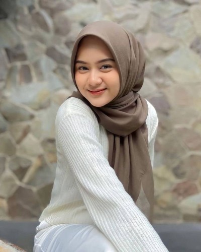 18 Cewek Cantik Hijab Wallpaper Full HD - Tumbex