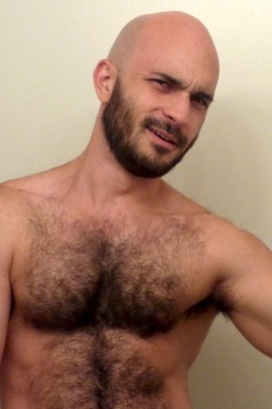 yummyhairydudes:For MORE HOT HAIRY guys-Check
