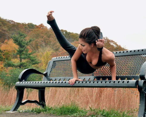 girls-do-yoga:  Yoga girl http://girls-do-yoga.tumblr.com/