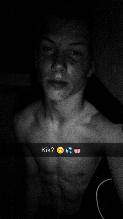 letmetakeadicpic:  Nothing better than a guy showing off what he’s got! If you’d like to add your own submit or send them to letmetakeadicpic@gmail.com