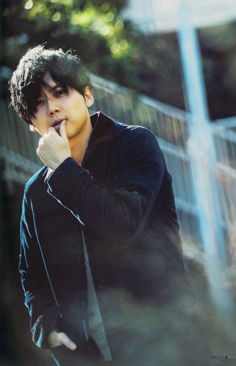 seiyuunotabiscans: Seiyuu MEN Vol.6 Voice Actor MagazineKaji Yuki - Shingeki no Kyojin1 / 2 / 3 / 4 