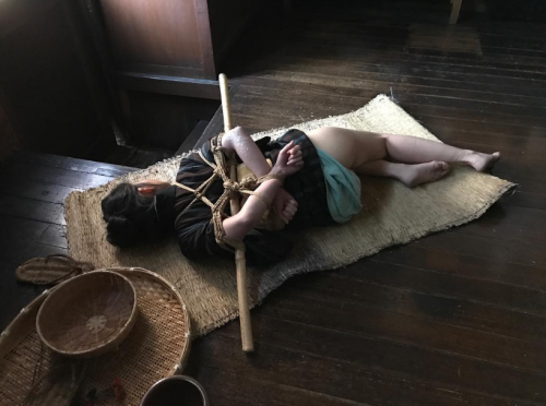 japanesebdsmofficial:  Kinbaku&Photo Naka Akira Model Itsuka Hizuki