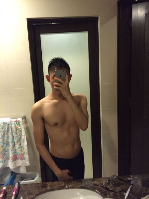 fancysoulperfection: Zhi Rong (Mark) Bottom Bedok (Fan Submission)