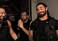 Rocknrolleigns:  Roman And Seth Being Cute - And Dean Being Dean