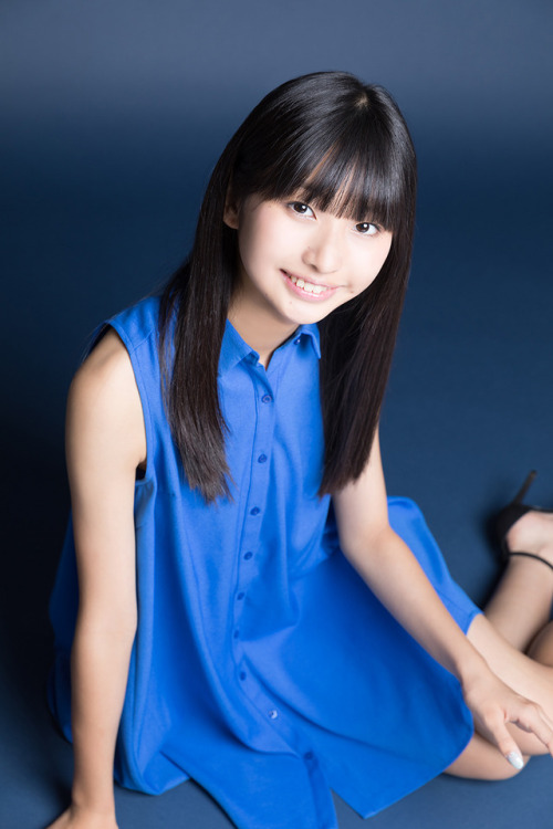 waitaminutebro:  原宿駅前パーティーズ 原宿駅前渋滞中 本島莉々果（ふわふわ） | HUSTLE PRESS OFFICIAL WEB SITE