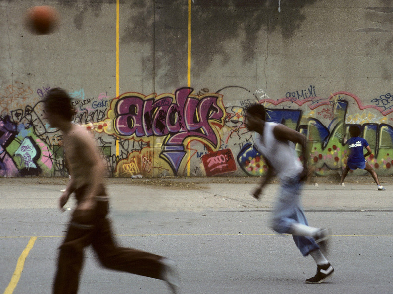 hopeful-melancholy:New York in the 80s, photographed by Steven Siegel  