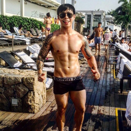 fuckyeahsgbois: xxxtokisaru: fuckyeahsgboy: Who is he?! his name’s Darren Ashton Goh ;) Hot slutty